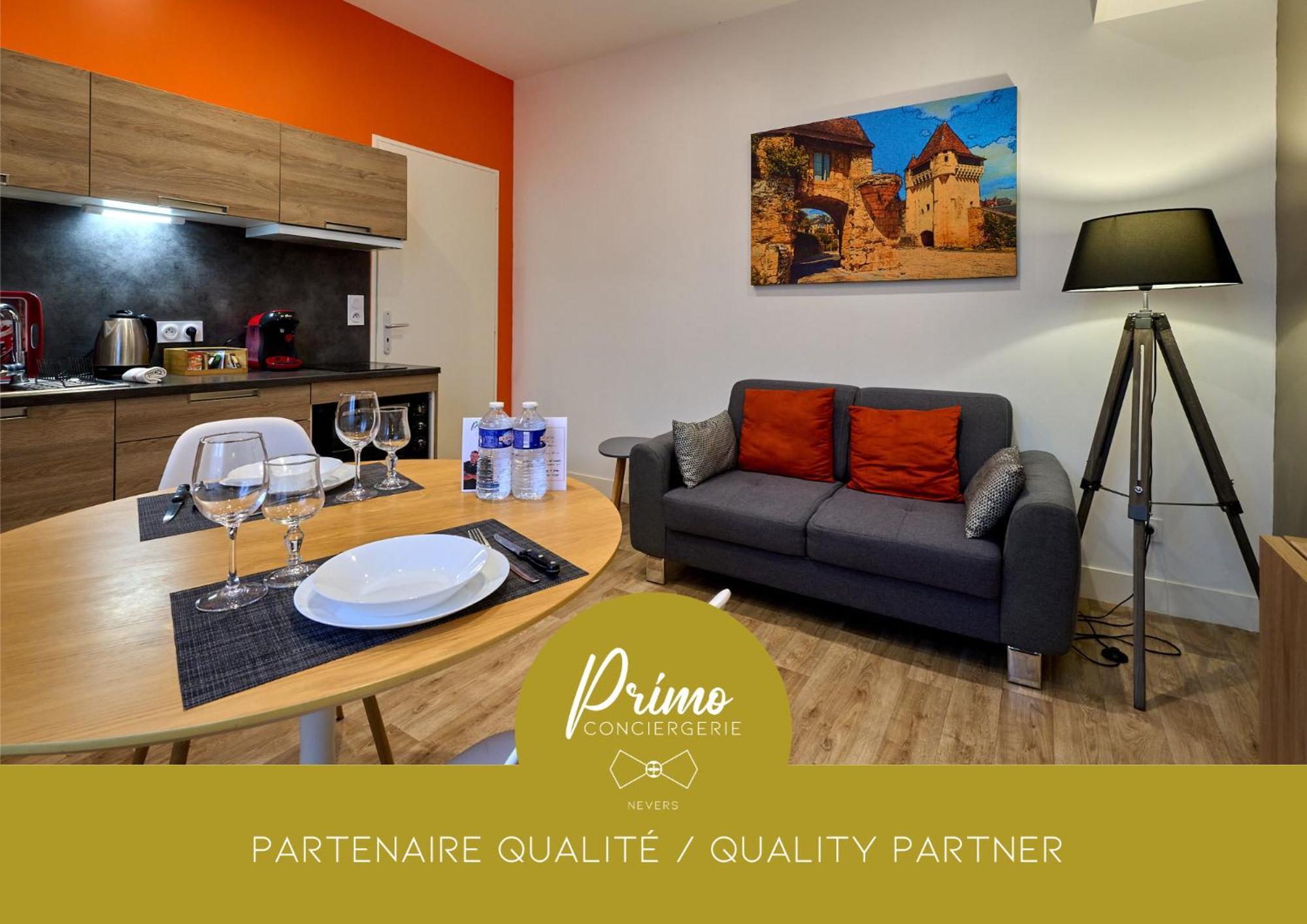 Le Faidherbe Style Appart' Hotel - Wifi Gratuit - Parking Gratuit Calme Et Lumineux Невер Екстер'єр фото